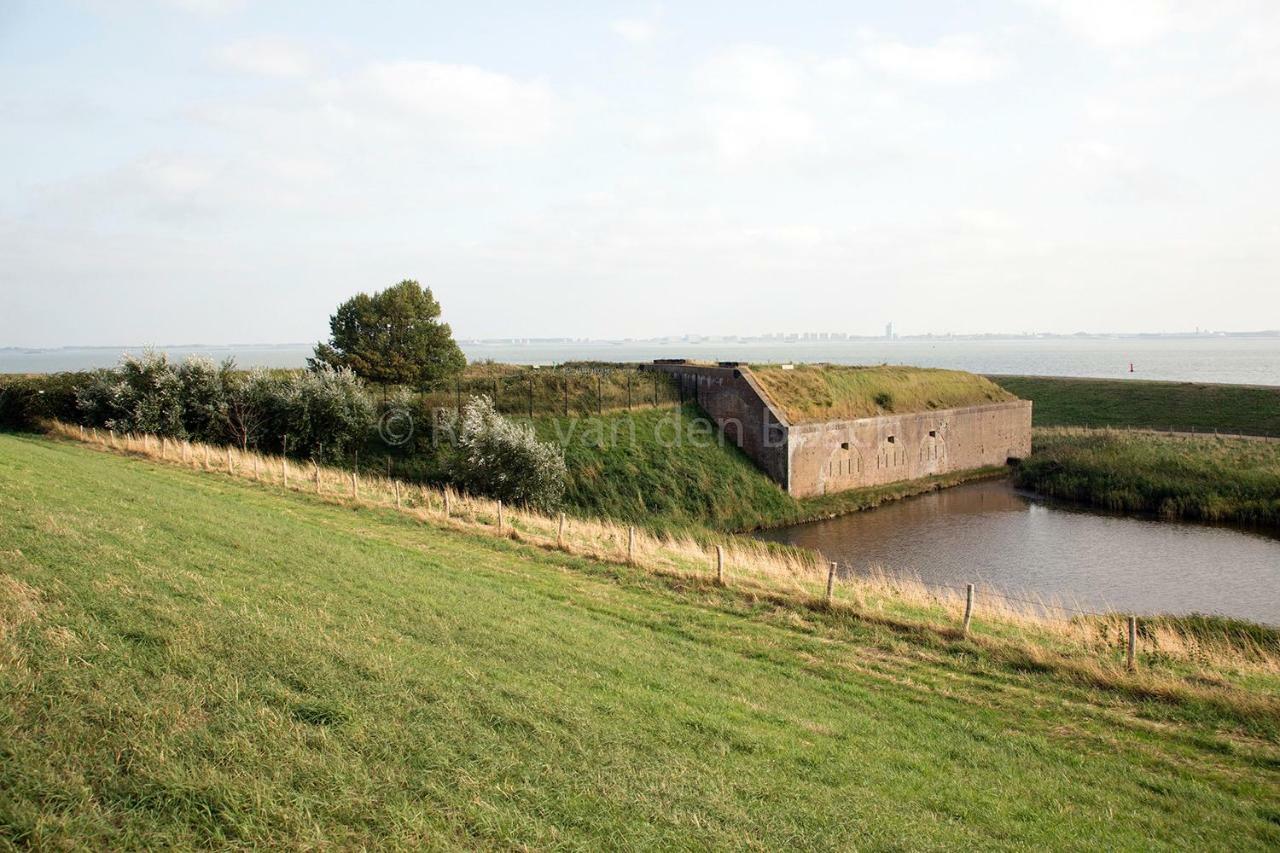 Tilias Hotel Ellewoutsdijk Exterior photo
